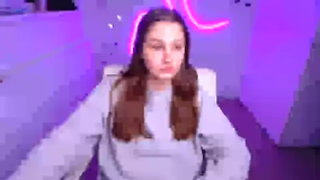 Stefanie Sweet online show from 11-01-25, 06:19