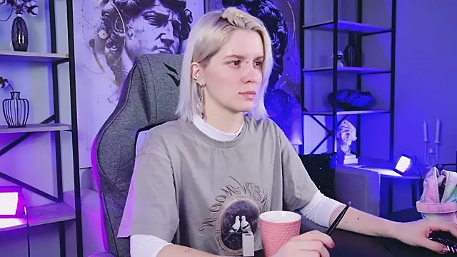 BethanyCloud online show from 02-10-26, 05:39