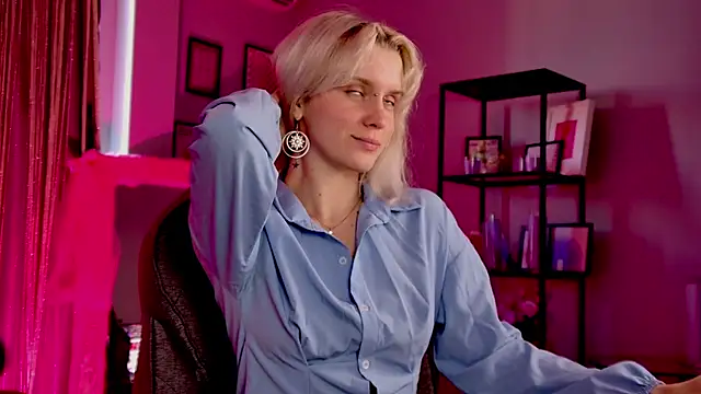 Snapshot of BethanyCloud chatting on 07-22-26, 05:20 BethanyCloud online show from 07-22-26, 05:20
