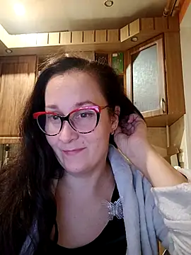 Amandda  online show from 10-17-25, 05:59