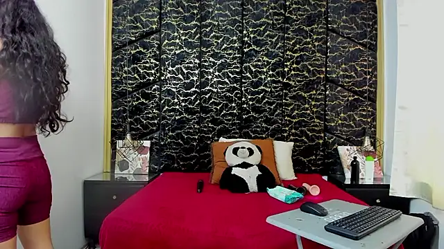 MiaCours online show from 01-10-26, 03:18