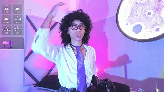 Snapshot of venus-03 chatting on 12-20-25, 03:09 venus-03 online show from 12-20-25, 03:09