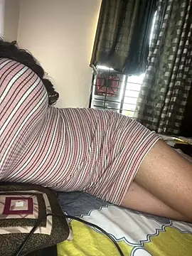 jiya00 online show from 05-05-26, 02:36