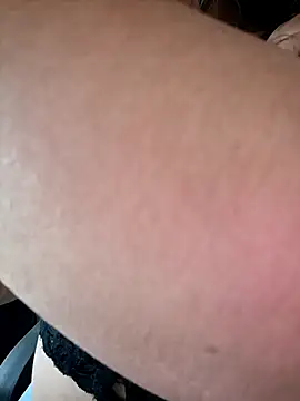 Mia-Glow online show from 03-25-26, 12:59