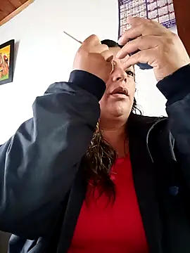 Mia-Glow online show from 03-31-26, 12:07