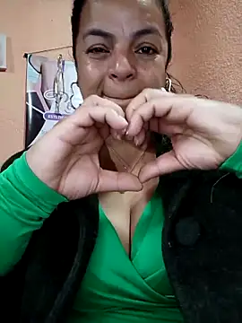 Mia-Glow online show from 02-03-26, 12:10