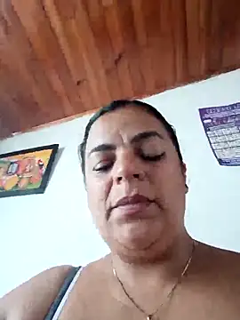 Mia-Glow online show from 04-17-26, 07:06