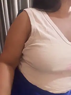 Maggi-is-back online show from 11-04-25, 03:21