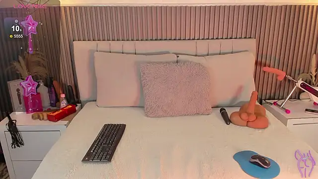 PAULETEJOHNSON online show from 01-19-26, 03:21