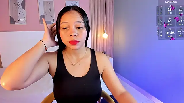 Snapshot of candy_lux30 chatting on 09-09-25, 04:00 candy lux30 online show from 09-09-25, 04:00
