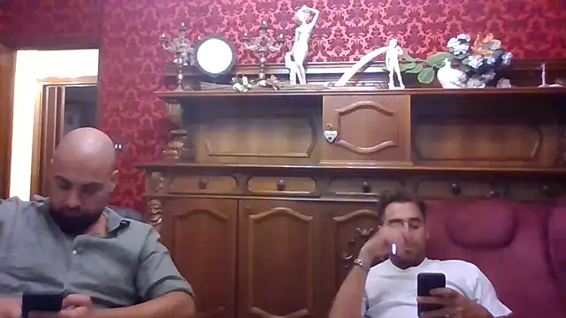 Snapshot of omihaze94 chatting on 09-17-25, 10:01 omihaze94 online show from 09-17-25, 10:01