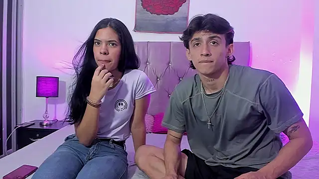 AndretiiAndCamila online show from 09-18-25, 01:14