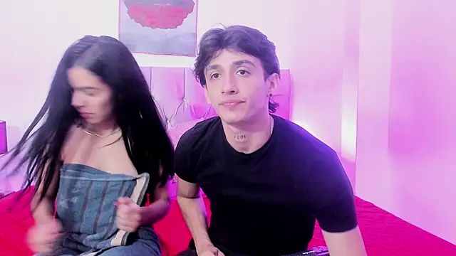 AndretiiAndCamila online show from 10-03-25, 08:10