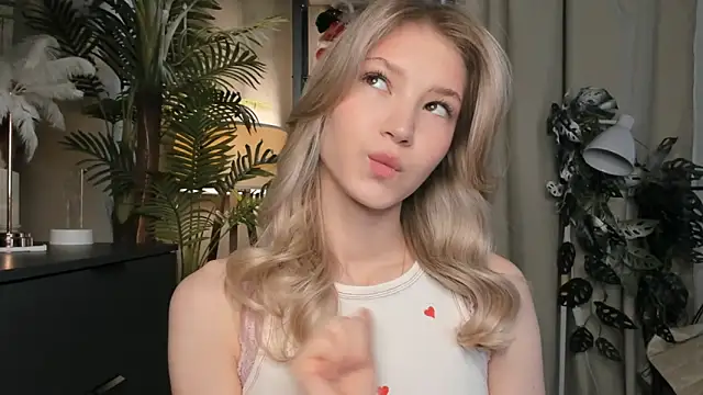 ChinBonnell online show from 04-12-26, 05:44