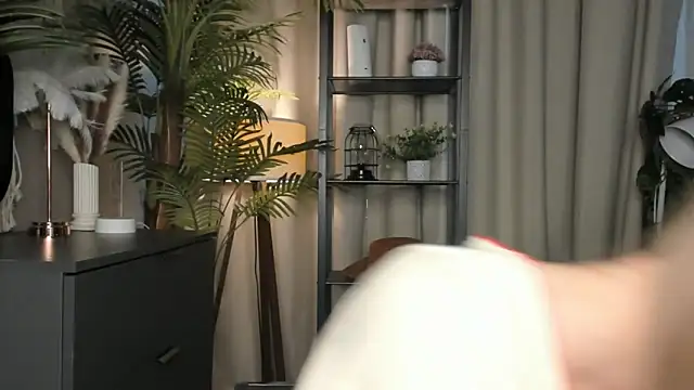 ChinBonnell online show from 11-16-25, 05:45