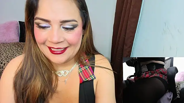 Paulina-Becerraa online show from 07-17-26, 04:53