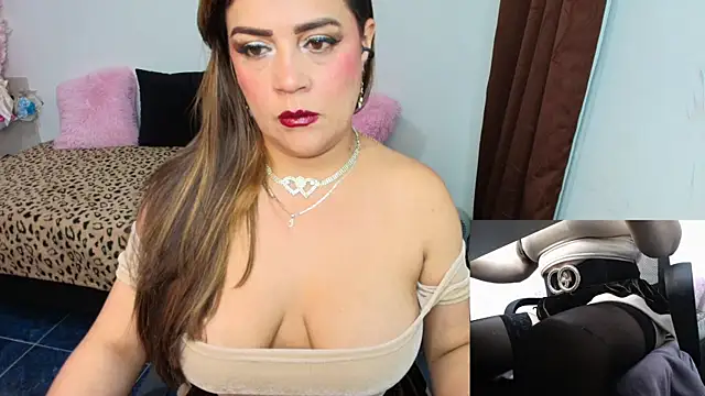 Paulina-Becerraa online show from 07-16-26, 04:42