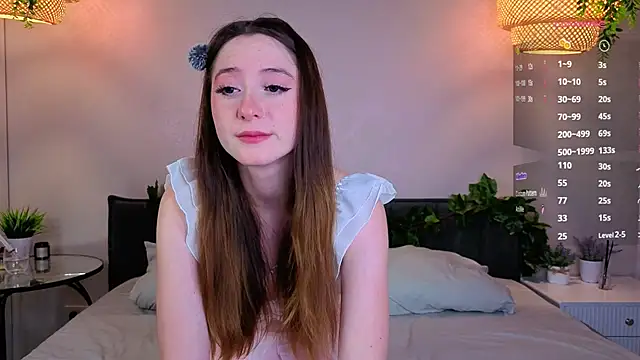 KayleeAgney online show from 10-05-25, 07:48