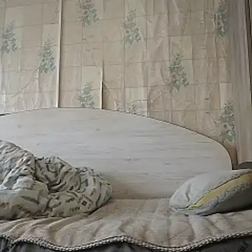 Snapshot of Tupo070481 chatting on 04-20-26, 12:30 Tupo070481 online show from 04-20-26, 12:30