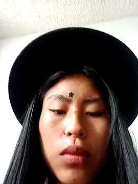 Snapshot of vanesa51 chatting on 09-19-25, 04:11 vanesa51 online show from 09-19-25, 04:11
