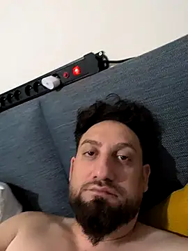 Snapshot of Florian123_sex chatting on 09-25-25, 05:13 Florian123 sex online show from 09-25-25, 05:13