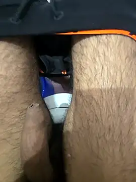 Snapshot of mumbaizboi chatting on 12-21-25, 09:11 mumbaizboi online show from 12-21-25, 09:11