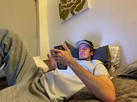 shyandchilling online show from 11-27-25, 09:04