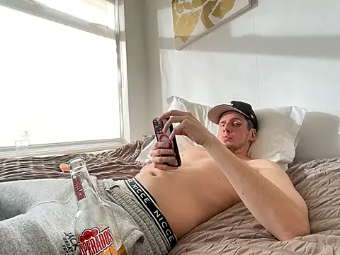 shyandchilling online show from 10-05-25, 03:25