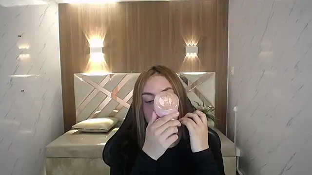 mia millan b online show from 09-30-25, 08:15