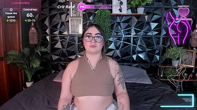 April  foxx online show from 11-18-25, 03:04