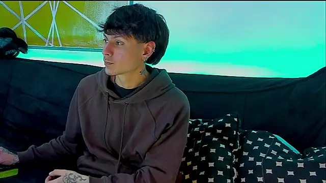 Dioniso guy8 online show from 04-01-26, 08:39