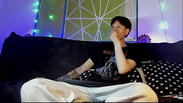 Dioniso guy8 online show from 03-03-26, 10:06