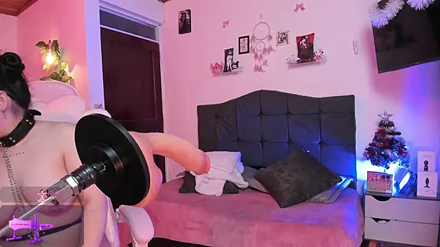 Fia   online show from 11-24-25, 05:18