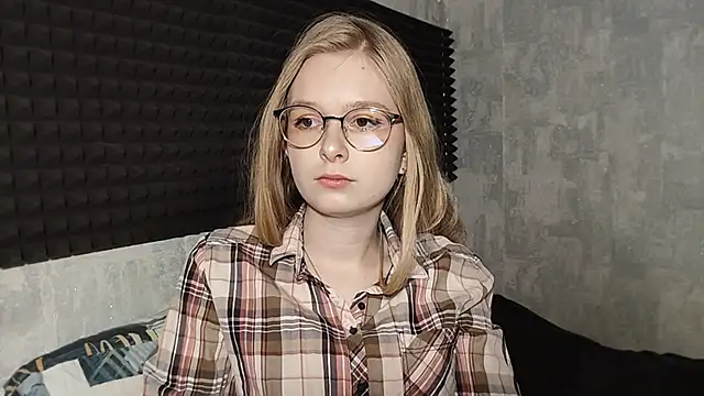 LiaVibes online show from 02-25-26, 08:25