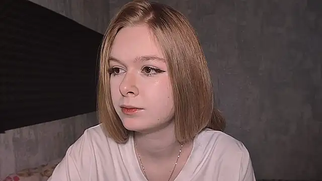 LiaVibes online show from 04-07-26, 07:21