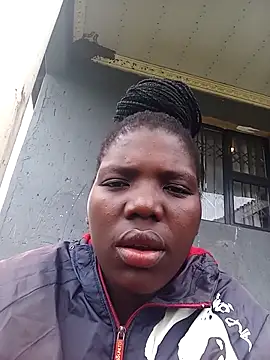 Snapshot of Nobuhlesiphume09 chatting on 10-24-25, 08:02 Nobuhlesiphume09 online show from 10-24-25, 08:02