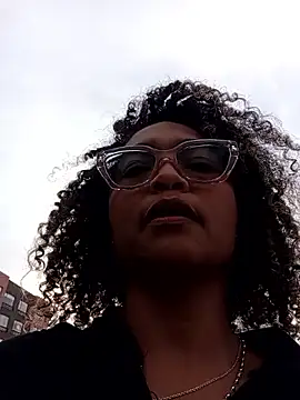 BiiancaEstradaa online show from 04-15-26, 10:32