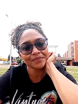 BiiancaEstradaa online show from 09-29-25, 06:57