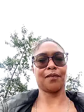 BiiancaEstradaa online show from 02-25-26, 01:55