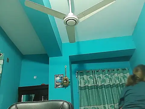 Snapshot of meghbalikargolponoy09 chatting on 01-16-26, 02:21 meghbalikargolponoy09 online show from 01-16-26, 02:21