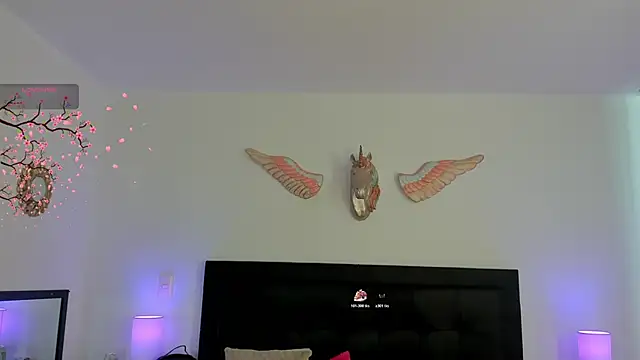 Seraphyne666 online show from 10-18-25, 12:40