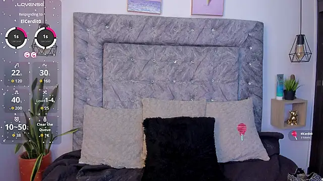 Seraphyne666 online show from 10-27-25, 06:31