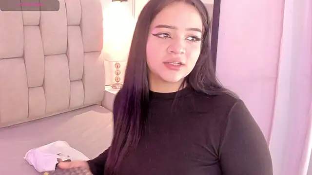 Seraphyne666 online show from 02-04-26, 06:03