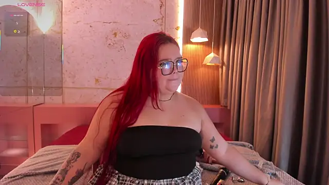 Snapshot of Lushi_Love chatting on 05-24-26, 03:28 Lushi Love online show from 05-24-26, 03:28