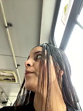 Mia jhoonson online show from 11-04-25, 03:38