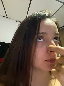 Mia jhoonson online show from 10-14-25, 10:42