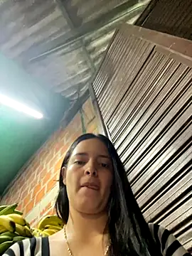 Snapshot of Mia_jhoonson chatting on 11-22-25, 10:25 Mia jhoonson online show from 11-22-25, 10:25