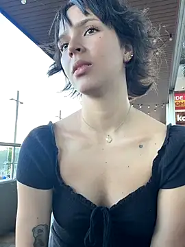 Adry Bach  online show from 11-25-25, 09:26