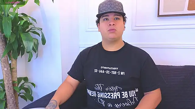 Naim Bennetsex online show from 02-17-26, 06:38