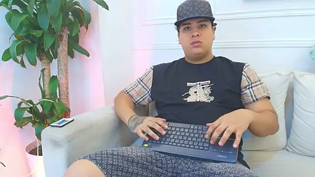 Naim Bennetsex online show from 12-15-25, 06:14